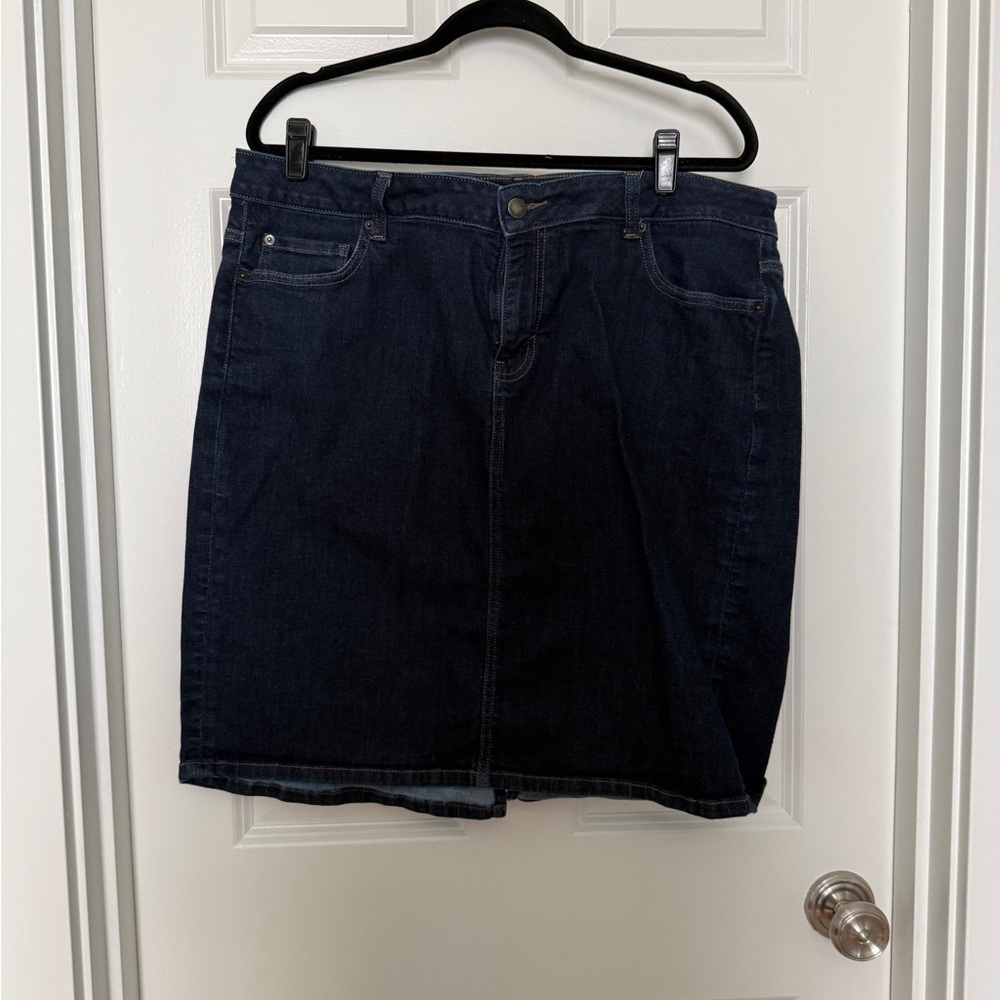 Amazon Essentials Dark Blue Mini Skirt